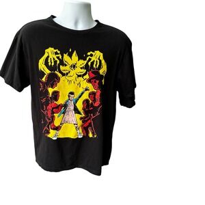 Stranger Things Graphic Print T-Shirt Eleven‎ and Demogorgon Black
